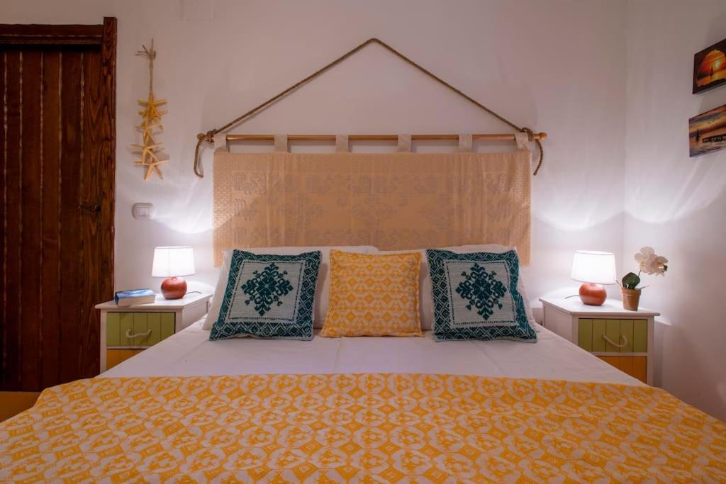Elicriso Le Bombarde, Villa *